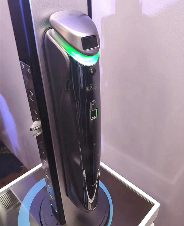 忠恒高配智能門鎖丨人臉解鎖，顏值與科技更勝一籌 ——忠恒超體3號人臉智能鎖全球發(fā)布