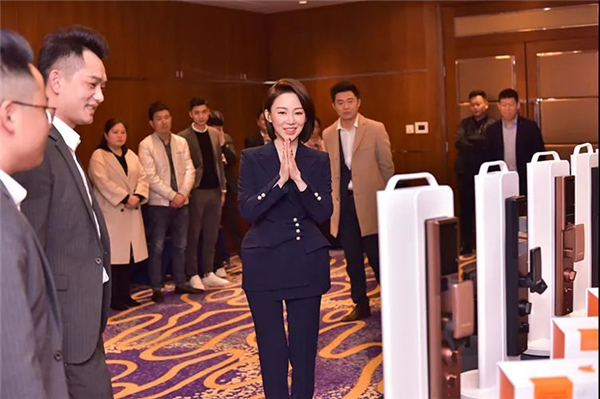 格里維爾智能鎖丨簽約九球天后潘曉婷 開啟2021新篇章