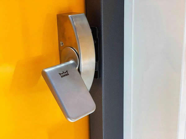 多瑪凱拔與馬斯德克共同亮相CHCC2020