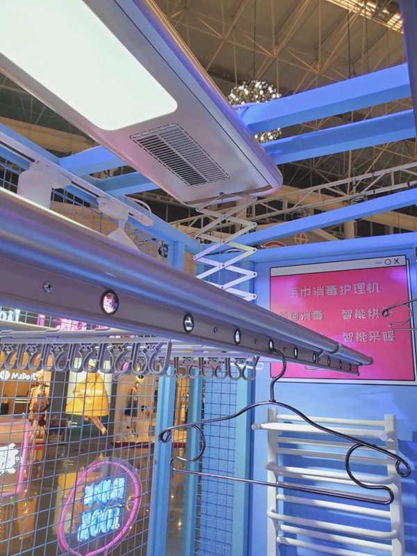 好太太【夢幻快閃店】營業(yè) 施華洛世奇®元素項(xiàng)鏈免費(fèi)送