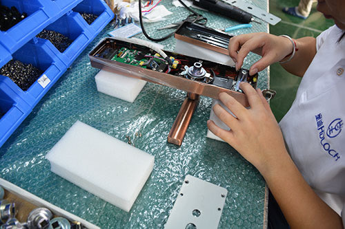 加盟商去智能鎖廠家實地考察應該注意什么？