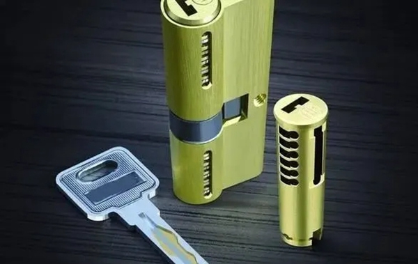 頂吉智能鎖告訴你指紋鎖好還是機械鎖好