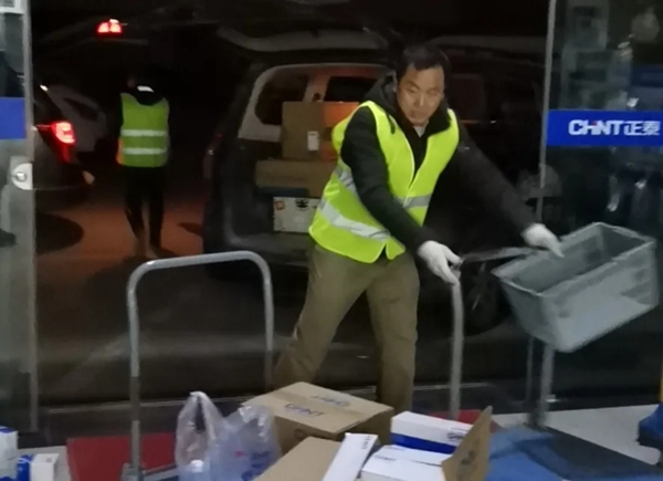 正泰居家致敬｜“小湯山”醫(yī)院援建背后的“逆行者”