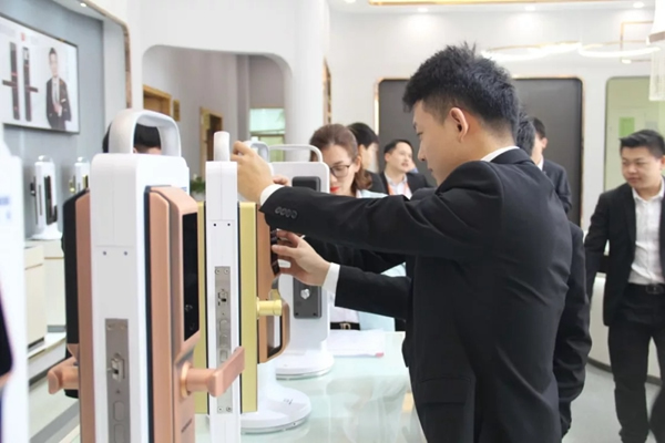 皇家金盾智能鎖內(nèi)部培訓會圓滿結(jié)束