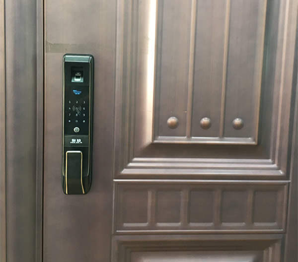 家里在裝修，這時候換一把指紋鎖好嗎