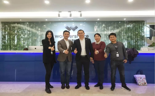 斑點(diǎn)貓智能鎖歡迎廣東省物聯(lián)網(wǎng)協(xié)會秘書長曾明博士一行到訪