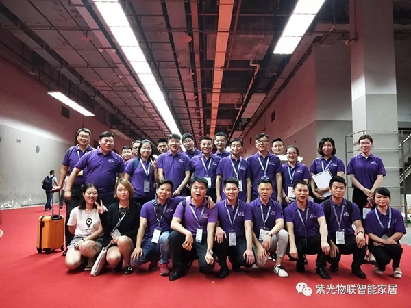 紫光物聯(lián)智能家居參加2018廣州iSecurity安防展