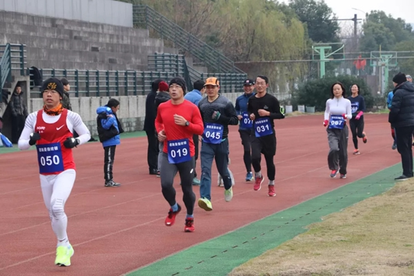 德施曼小嘀云智能鎖助力“德施曼智能鎖杯”長跑比賽