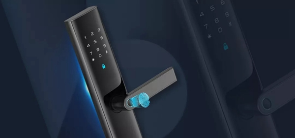 德施曼小嘀云智能鎖出席創新大會，榮獲智能家居年度大獎