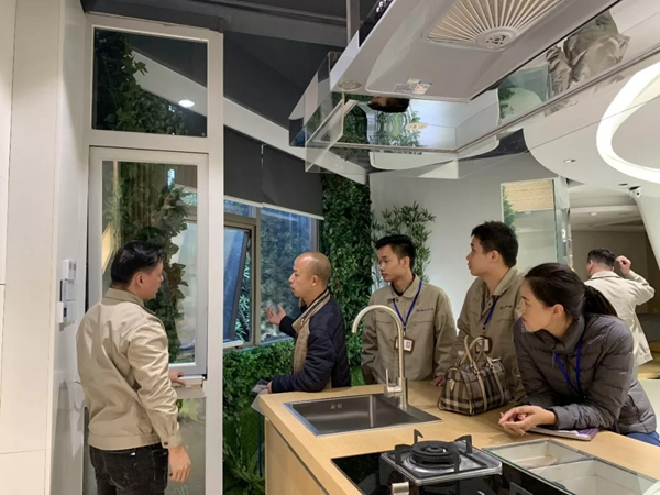 雅潔五金第四季度經(jīng)銷(xiāo)商培訓(xùn)會(huì)圓滿(mǎn)落幕，與經(jīng)銷(xiāo)商一起同心共贏