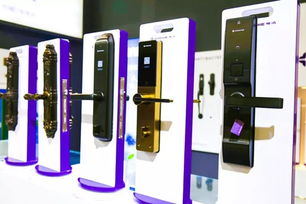 雅潔五金黑科技，開啟“抗菌五金”木門新機(jī)遇