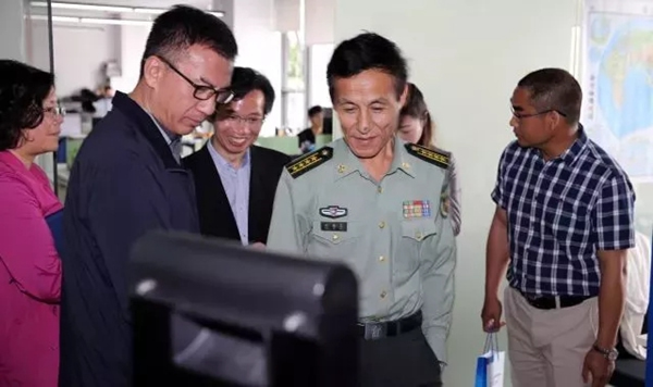 移康智能鎖：閔行區(qū)武裝部部長一行蒞臨我司調(diào)研考察