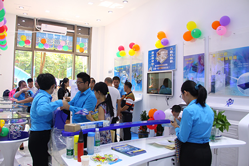 智能鎖加盟開店選址關系“錢途”，德犬智能鎖開店選址大揭秘！