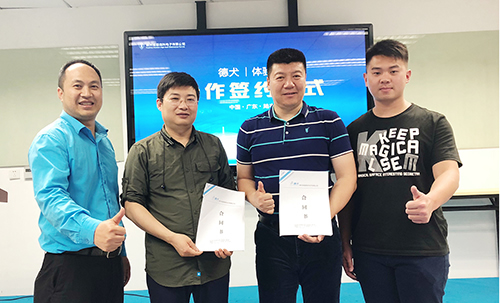 德犬體驗(yàn)店成功案例：年輕人創(chuàng)業(yè)選擇比努力更重要！