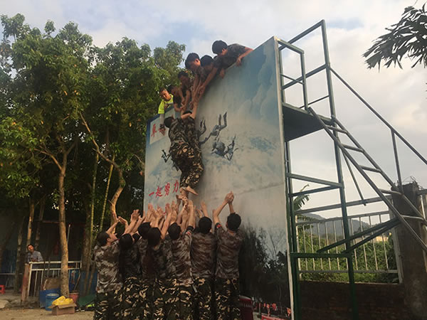 步伐一致 恒眾鑫全面提高團(tuán)隊協(xié)作能力