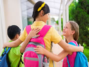 孩子上學(xué)的安全問(wèn)題是無(wú)法回避又迫切需要解決的老問(wèn)題