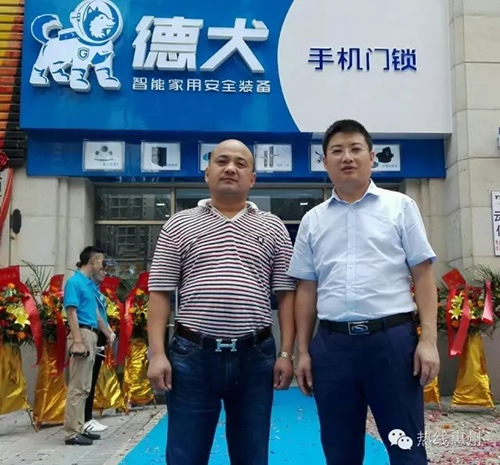 開學在即，你該給孩子買個德犬護脊減負健康書包了