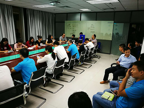 【德犬手機門鎖】開會沒玩手機被老板批評了，藍(lán)瘦…香菇…