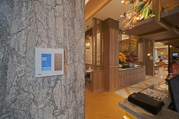 河東智能家居：中餐館的智能燈光控制體驗