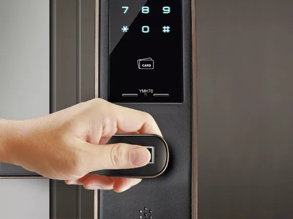 智能鎖要怎么選擇?值得購買嗎?耶魯智能鎖告訴你