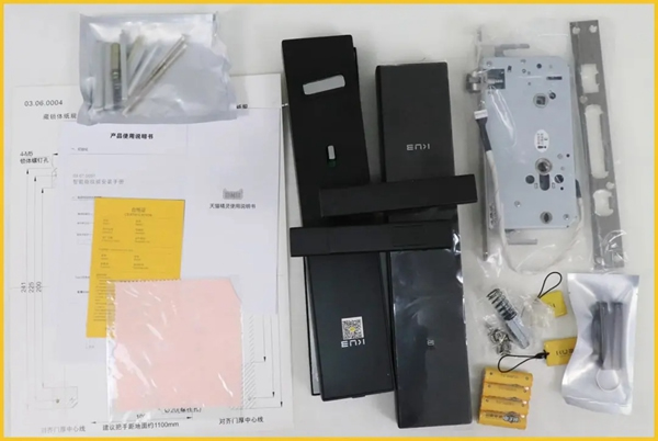 顏值超群，內在有料！行業權威媒體拆機測評KUB-KX9智能鎖!