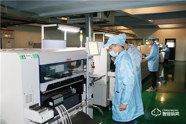 恭喜王力中標(biāo)融創(chuàng)地產(chǎn)智能鎖、木門戰(zhàn)略供應(yīng)商