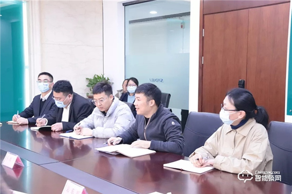 市委書記新年“三服務”首訪超人,勉勵企業堅定信心乘勢而上,搶機遇抓發展 市委書記新年“三服務”首訪超人,勉勵企業堅定信心乘勢而上,搶機遇抓發展