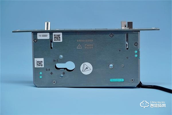 首發鴻蒙OS!華為智能門鎖圖賞:配3.97寸大屏 可遠程對講 首發鴻蒙OS!華為智能門鎖圖賞:配3.97寸大屏 可遠程對講