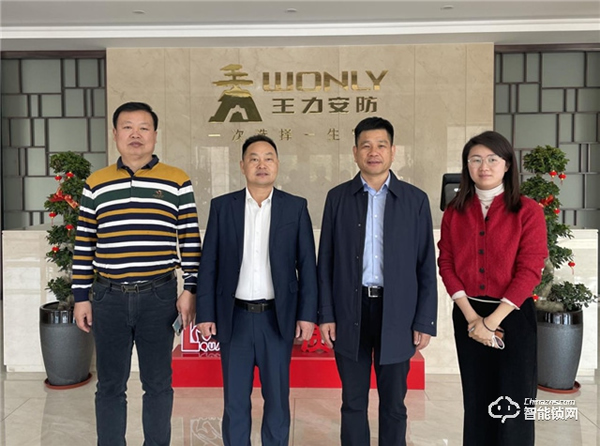 湖北京山市委常委、副市長董智勇考察王力 湖北京山市委常委、副市長董智勇考察王力