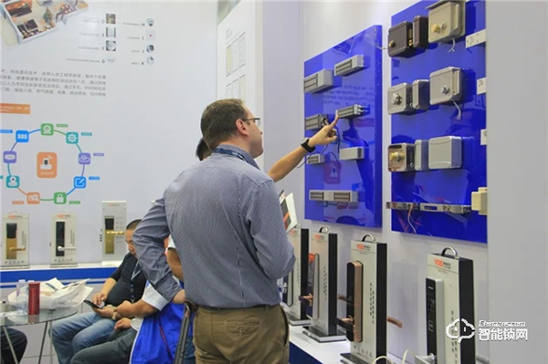 喜訊!楊格榮獲“首安杯”2021年北京安防優秀應用品牌入圍獎 喜訊!楊格榮獲“首安杯”2021年北京安防優秀應用品牌入圍獎