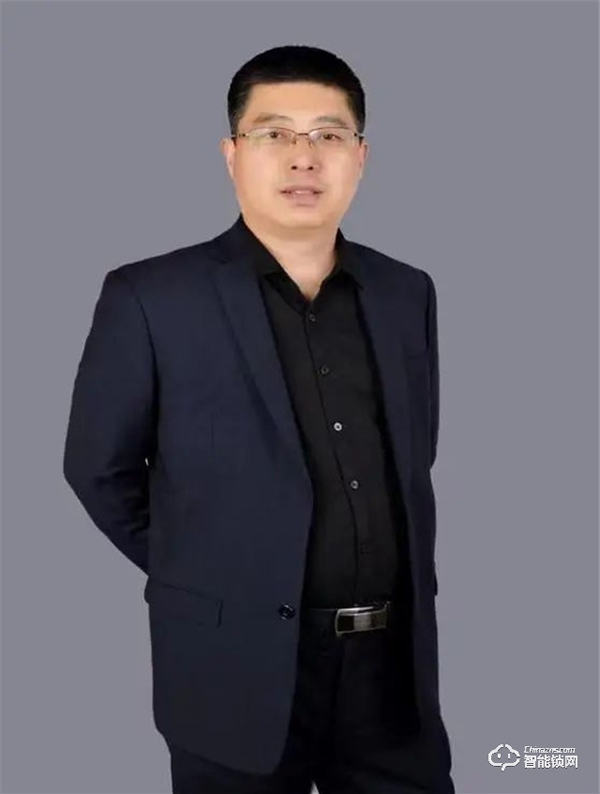 堅定信心,利他終能利己 山東梁山縣王力優(yōu)秀經(jīng)銷商陳存嘉專訪 堅定信心,利他終能利己 山東梁山縣王力優(yōu)秀經(jīng)銷商陳存嘉專訪