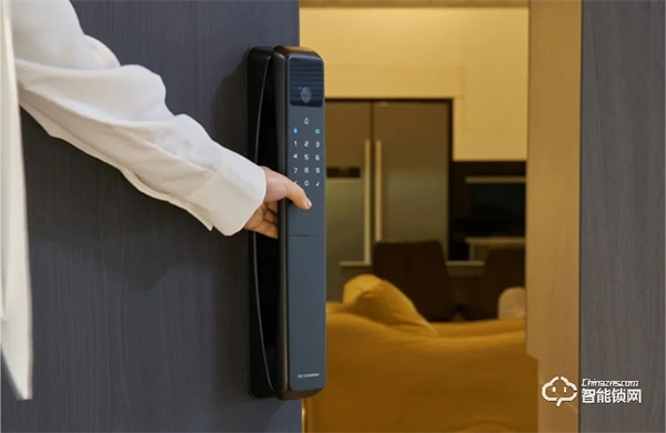 完成D輪融資,兩年內吸引4次追投,德施曼持續引領高端智能鎖市場! 完成D輪融資,兩年內吸引4次追投,德施曼持續引領高端智能鎖市場!