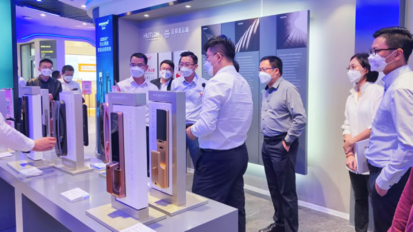 全民換鎖,暢享智能!政企聯(lián)動(dòng),匯泰龍與南海電信達(dá)成戰(zhàn)略合作! 全民換鎖,暢享智能!政企聯(lián)動(dòng),匯泰龍與南海電信達(dá)成戰(zhàn)略合作!