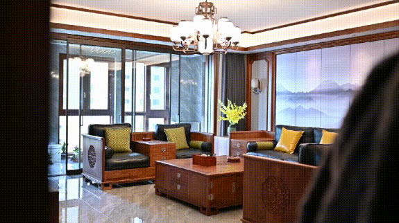 河?xùn)||聽(tīng)我的，兩代人的家這樣智裝