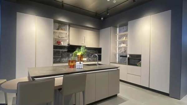 海爾全屋家居&三翼鳥融合進階,家居家電一體化引領行業(yè)變革 海爾全屋家居&三翼鳥融合進階,家居家電一體化引領行業(yè)變革