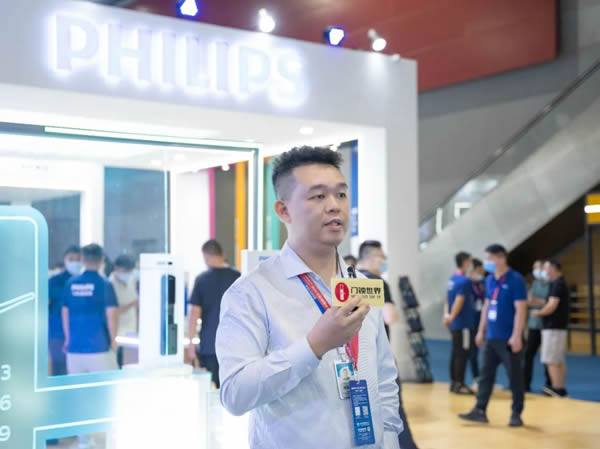 展會(huì)直擊 | 飛利浦智能鎖攜新品亮相,C位出圈建博會(huì)! 展會(huì)直擊 | 飛利浦智能鎖攜新品亮相,C位出圈建博會(huì)!