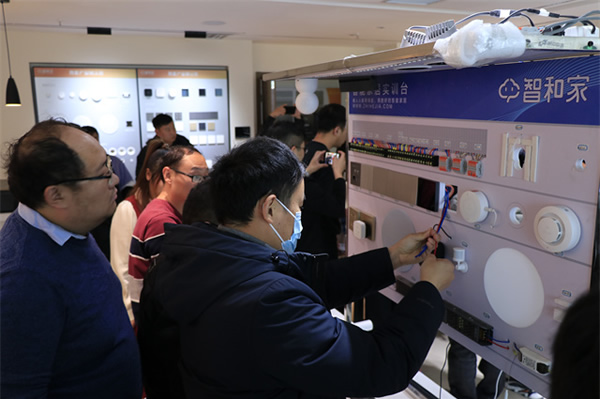 《智和家·米家智能家居工程師訓(xùn)練營》圓滿結(jié)束，打造未來智能生活的核心力量