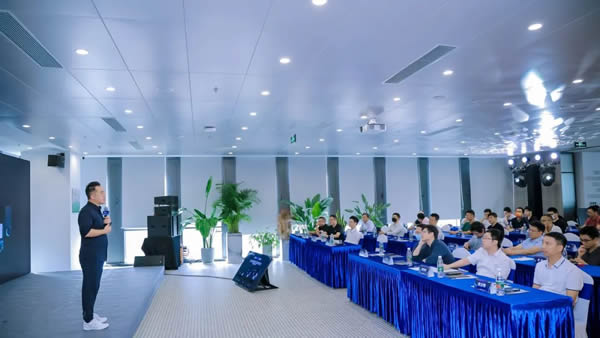 唐沐出席訊飛 Workshop ,分享AIGC 時代下所有的空間都值得重做一遍 唐沐出席訊飛 Workshop ,分享AIGC 時代下所有的空間都值得重做一遍