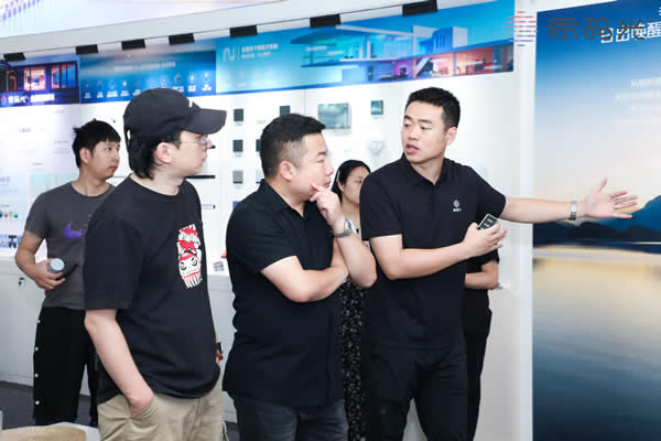 獲木林森投資,思碼光全屋智能照明首次亮相建博會! 獲木林森投資,思碼光全屋智能照明首次亮相建博會!