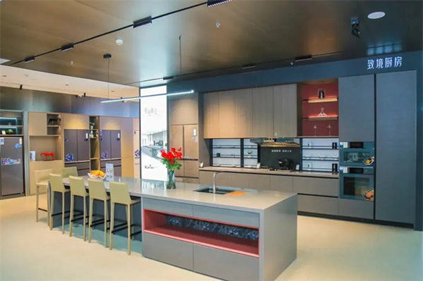 三翼鳥超級體驗中心:全國首家,行業首個 三翼鳥超級體驗中心:全國首家,行業首個