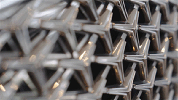 摩根全屋智能 × 奔馳凌際｜在移動空間里發揮智能的無限可能