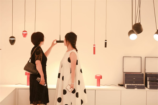 想天安康智能燈光體驗館盛大開業！