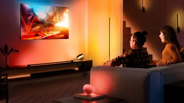 飛利浦首次為三星電視帶來燈光同步，并推出新的泛光燈燈泡