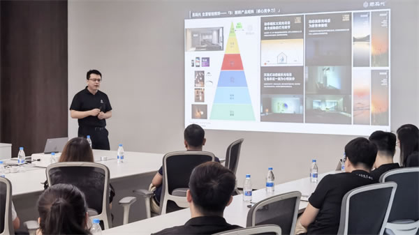 同步智能,追光共贏!思碼光第1期新商培訓營圓滿收官 同步智能,追光共贏!思碼光第1期新商培訓營圓滿收官