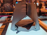 微星CES展示頂級路由器:規格頂級 天線自動跟隨投喂!