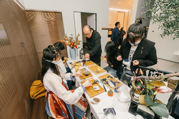 科技與詩意:3.17日陜西首家最具詩意的華為全屋智能授權體驗店盛大開業! 科技與詩意:3.17日陜西首家最具詩意的華為全屋智能授權體驗店盛大開業!