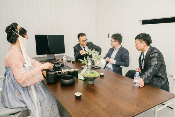 科技與詩意:3.17日陜西首家最具詩意的華為全屋智能授權體驗店盛大開業! 科技與詩意:3.17日陜西首家最具詩意的華為全屋智能授權體驗店盛大開業!