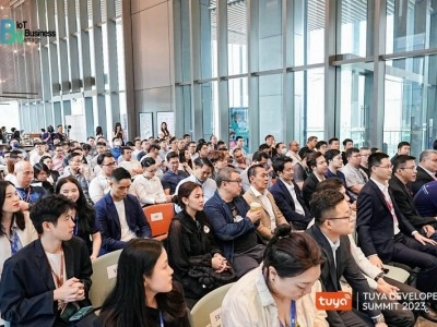 涂鴉智能亮相TUYA開發(fā)者大會(新加坡)