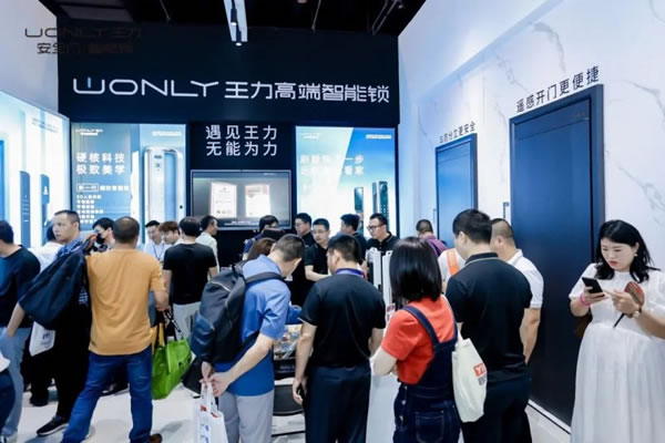 王力打造入戶門風向標驚艷全場,載譽收官!_3