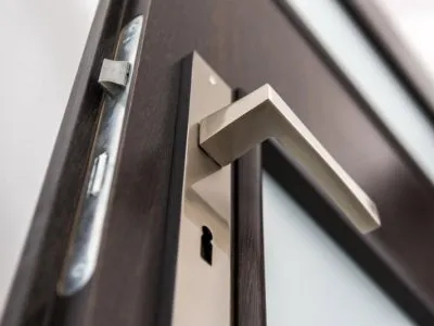 嵌入式智能鎖成高端入戶門標配  智能鎖行業何去何從？